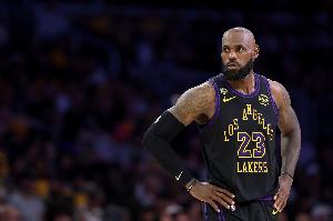 实时NBA热火vs骑士jrs直播_实时NBA热火vs骑士jrs直播在线观看_免费看直播