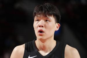 火爆雷霆vs湖人在线观看_火爆雷霆vs湖人在线观看在线观看_免费看直播